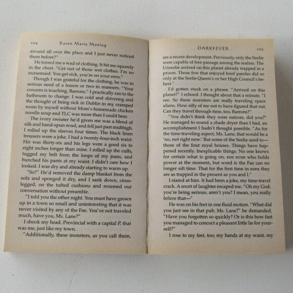 Set Of Two Paperback Books - To Kill a Mockingbird and Darkfever - Picture 15 of 16